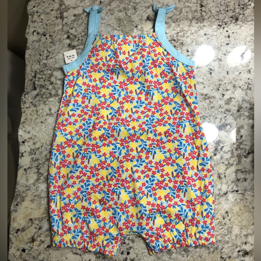 NWT -Floral Romper - Picture 1 of 4